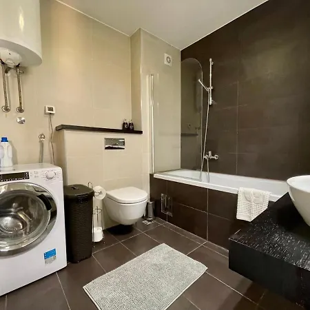 Regina Vracar And Garage