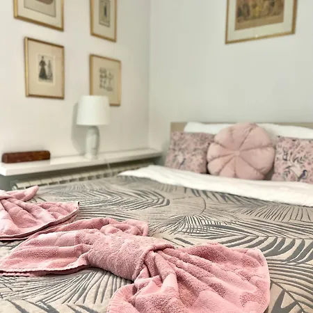 Regina Vracar And Garage *