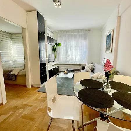 Regina Vracar And Garage